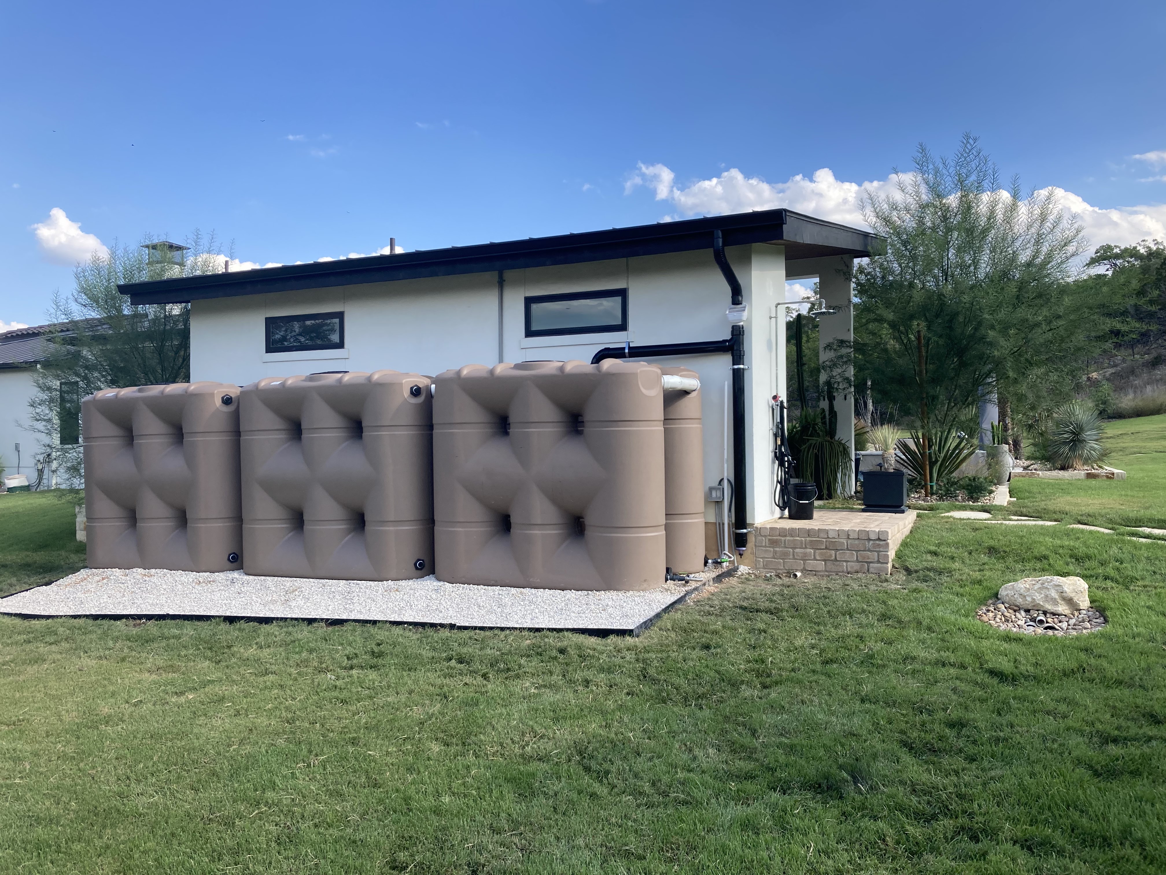Slimline Tanks | Thin Tanks | Installed by Rainwater CC | BushmanUSA.com